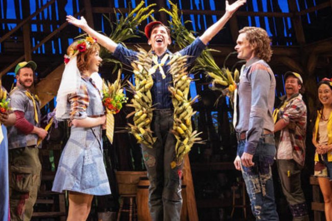 "Shucked": Broadway, country music and corn