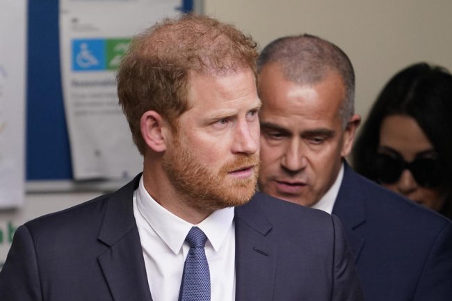 Prince Harry returns to U.K. for surprise court appearance in privacy case