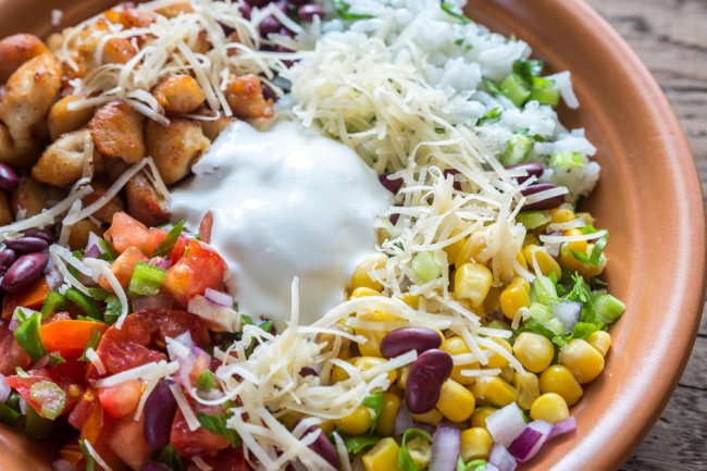 Sweetgreen to rename "chipotle" chicken bowl after Chipotle sues