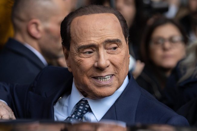 Former Italian PM Silvio Berlusconi Reportedly Diagnosed With Leukemia Amid Hospital Stay