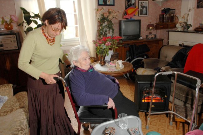 Why You Need Accountability From Aging Parents’ Home Care Workers