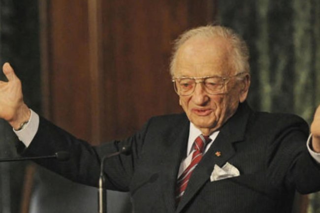 Ben Ferencz, last living Nuremberg prosecutor, dies at 103