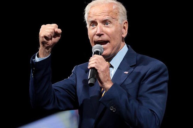 Joe Biden Plans On Running For Re-Election In 2024, Apple Clocks Highest Decline In Q1 PC Shipments, Fox News Confidential Defamation Lawsuit Settlement: Today's Top Stories