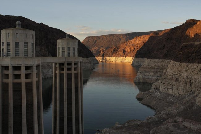 In Colorado River talks, still no agreement about water cuts