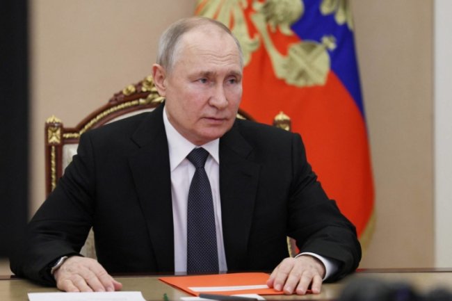 Putin paves way for new call-up as Ukraine invasion drags on