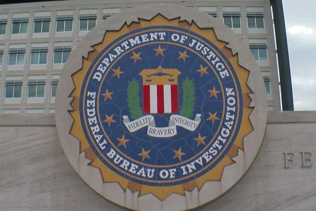 FBI's warrantless searches of Americans' data plummeted, report finds