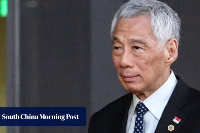 Singapore PM Lee Hsien Loong said country to post slower growth but ‘avoid outright contraction’