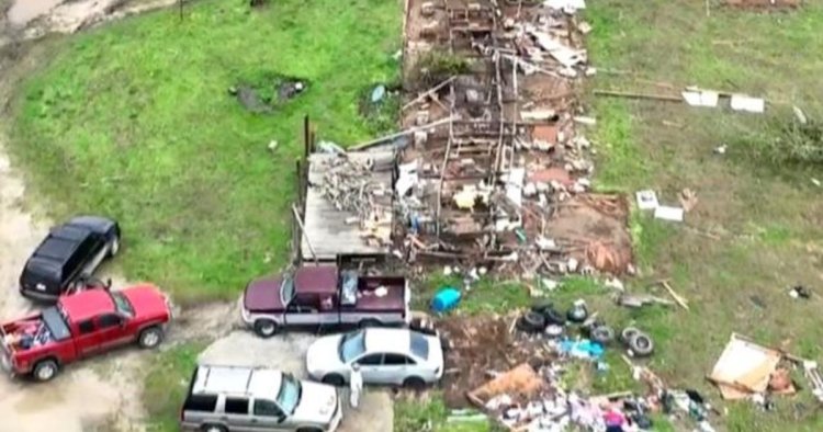 Several killed by Missouri tornado