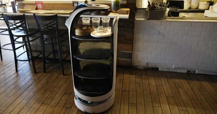 Are robot waiters coming to a restaurant near you?