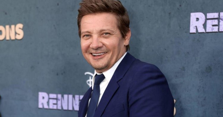 Jeremy Renner attends first red carpet premiere since snowplow accident