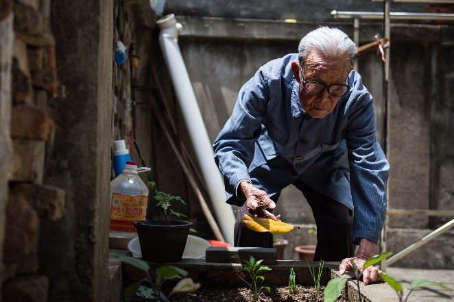 Oldest Nanjing Massacre survivor dies at 100