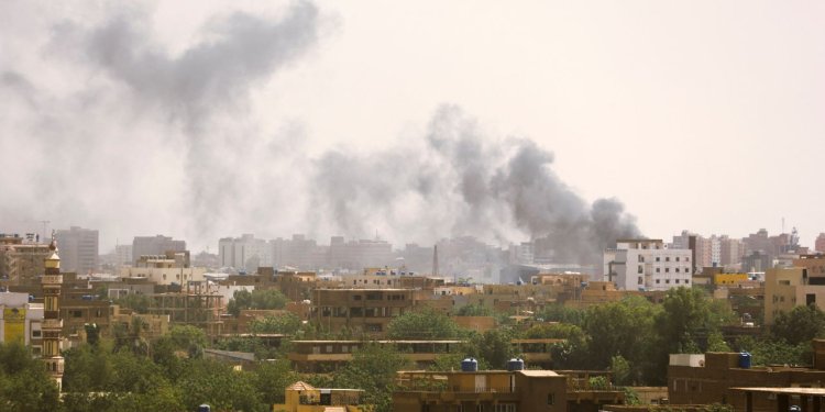 U.S. and Other Diplomats in Sudan Are Attacked as Violence Flares