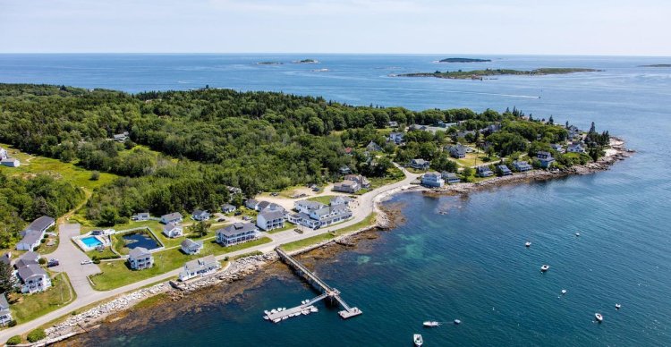 Bluebird Ocean Point Inn To Open In Boothbay Harbor, Maine