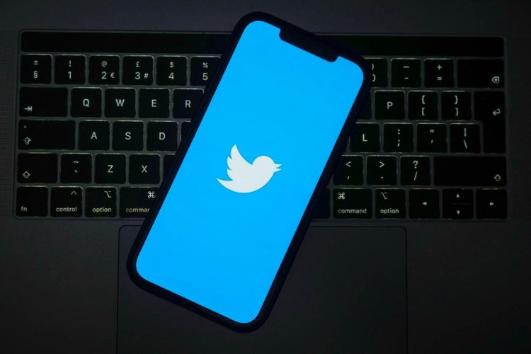 #BlockTheBlue Trending – Will It Undermine Twitter Blue?