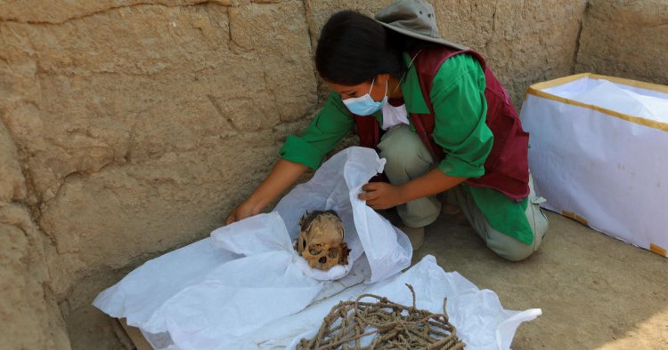 Archeologists find centuries-old mummy in Peru