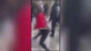 Video shows 16-year-old girl violently attacked by classmates at metro Atlanta high school
