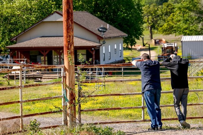 Seven Bodies Found on Oklahoma Property During Search for Missing Teenage Girls