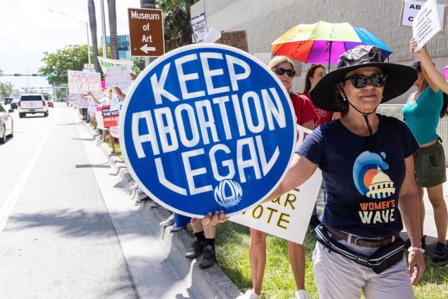Abortion Rights Groups Plan Multimillion-Dollar Ballot Measure Targeting Florida’s Ban