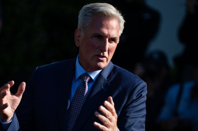 Biden and McCarthy Reach No Consensus on Debt Ceiling as Possible Default Looms