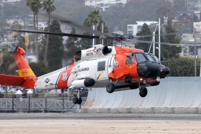 3 missing after Navy contract plane crashes off California coast