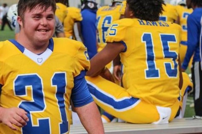 Athlete with Down syndrome suing college for discrimination