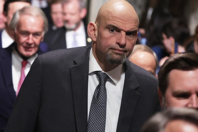 John Fetterman suggests failed Silicon Valley Bank executives should have the same work requirements 'Republicans want' for families receiving food stamps