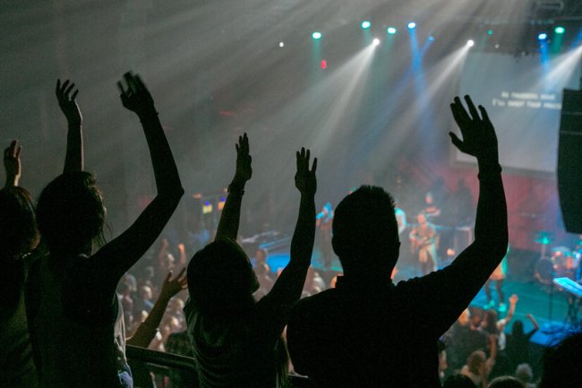 How Hillsong, a Hip Megachurch, Became Entangled in Scandal