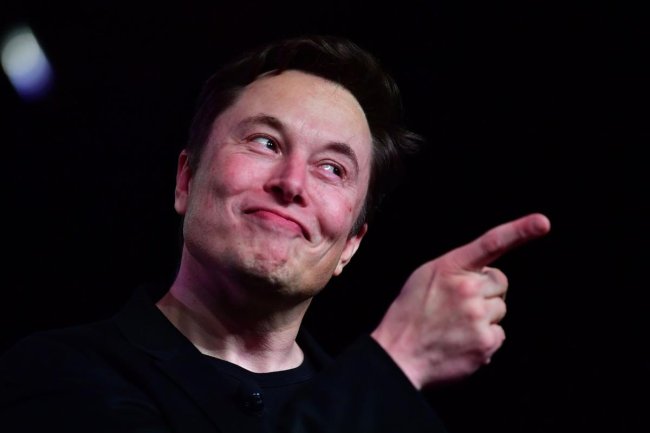'Elon has his mojo back': A top Tesla investor shares the biggest takeaways from the shareholder meeting and why the stock is a must-have in your portfolio now