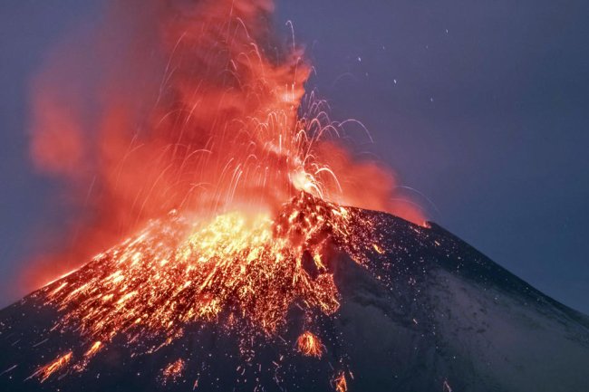 Alert level raised for Popocatepetl volcano in Mexico