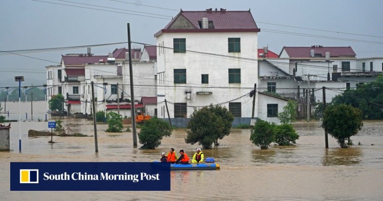 Floods force thousands to leave homes in eastern China amid heavy rainfall