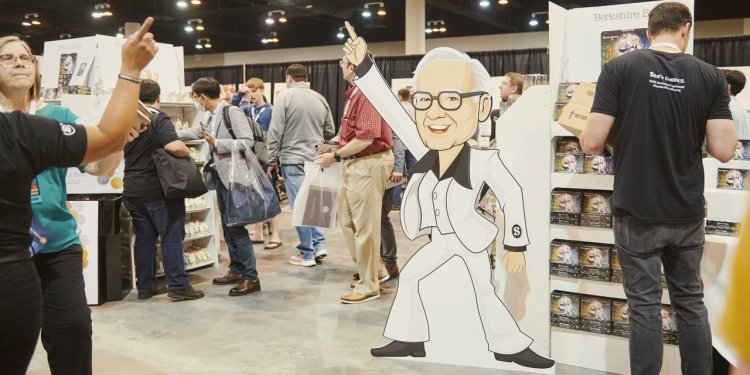 3 Takeaways From the 2023 Berkshire Hathaway Annual Shareholders’ Meeting