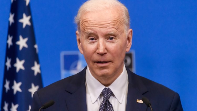 'Just Miss A Few Payments, Screw Up Your Credit Score': Peter Schiff Slams Biden's New Mortgage Rule. Here's How To Invest In Real Estate Without Buying A House