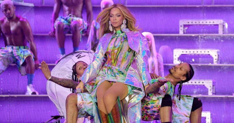 Beyoncé could blow away other artists for top-grossing tour