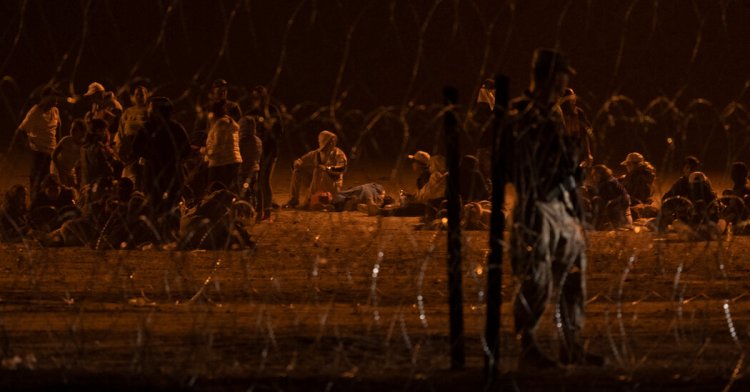 With Title 42’s End, Scenes of Anxiety, Weariness and Relief at the Border