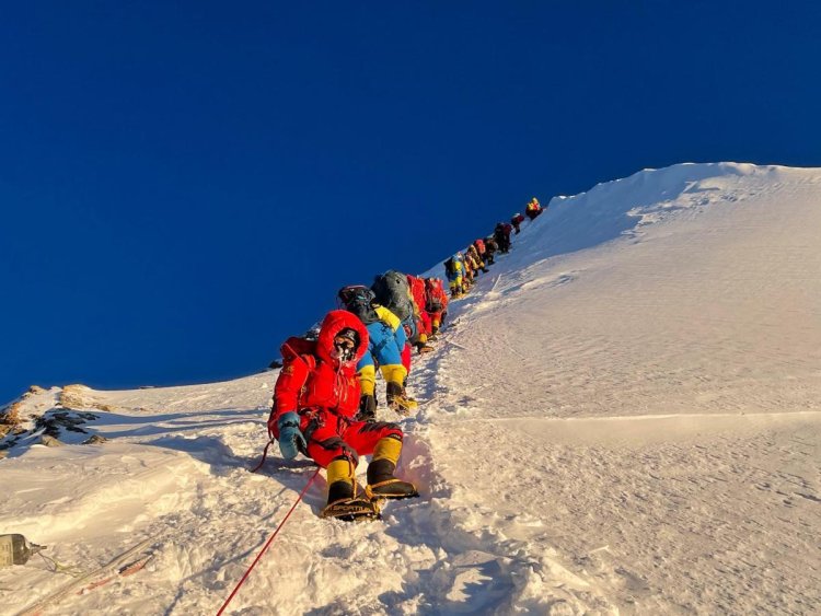 Dead bodies litter Mount Everest because it's so dangerous and expensive to get them down — and 2023 could be the most deadly season yet