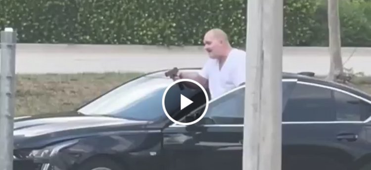 Two men got into an argument at a Broward ATM. One pulled out a semi-automatic gun