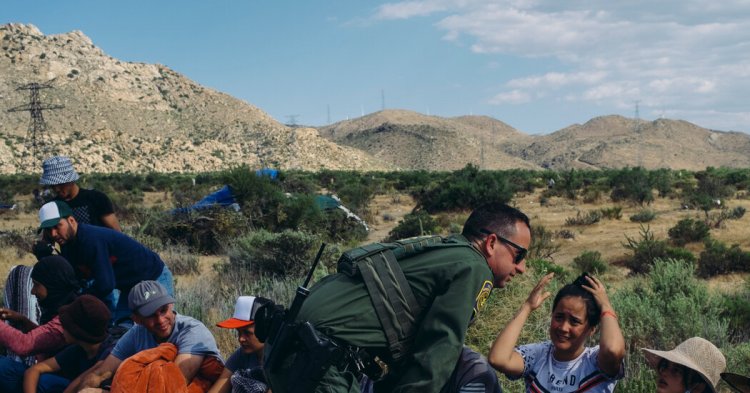 Scenes From a Migrant Camp at California’s Southern Border