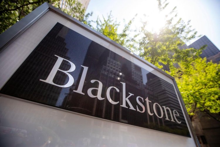 Blackstone in Talks With Lenders on Maturing Chicago Office Loan