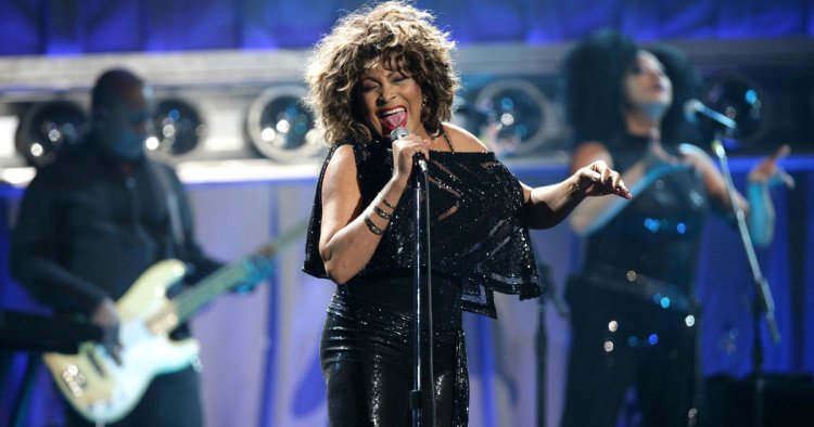 Tributes pour in for Tina Turner