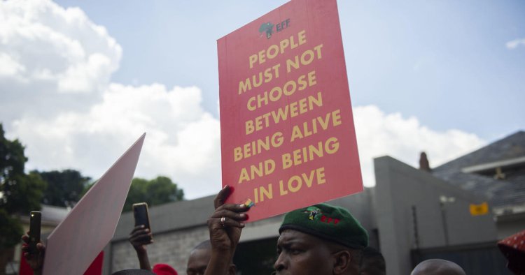 New law in Uganda imposes life prison sentence for homosexuality