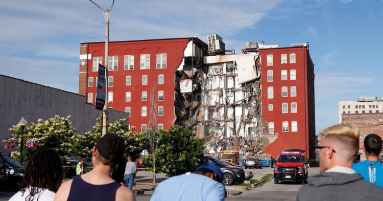 8 People Rescued in Partial Building Collapse in Davenport, Iowa