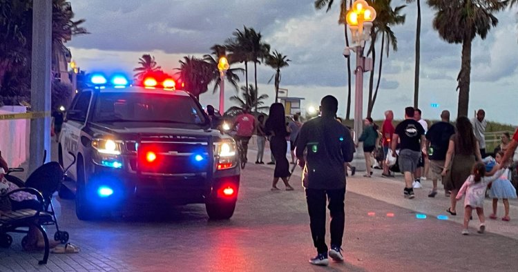 Shooting on Hollywood, Florida boardwalk leaves nine wounded