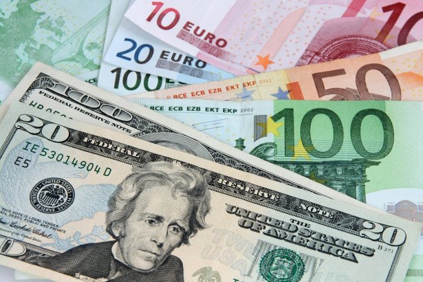 EUR/USD Forecast – Euro Bounces From Trend Line