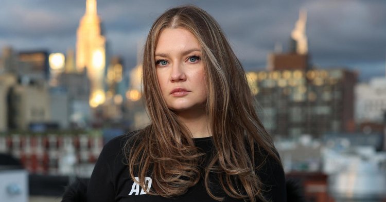 Fake heiress Anna "Delvey" Sorokin to launch podcast