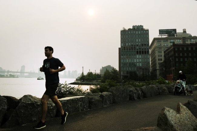 Is It Safe to Go for a Run in Wildfire Smoke?