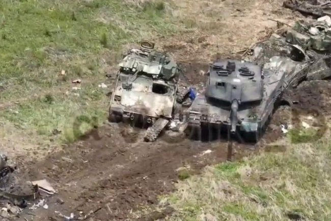 The Ukrainian Army Lost Bradley Fighting Vehicles And A Leopard 2 Tank Trying And Failing To Breach Russian Defenses In Southern Ukraine