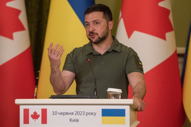 Zelenskyy says ‘counteroffensive, defensive actions’ taking place in Ukraine