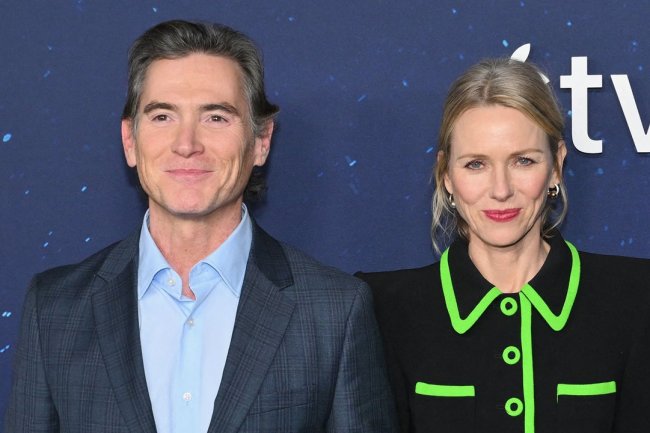 Naomi Watts Confirms Marriage to Billy Crudup: 'Hitched!'
