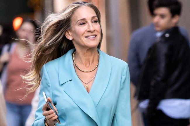 Sarah Jessica Parker Steps Out In Style To Celebrate 25 Years Of ‘SATC’ With Co-Stars