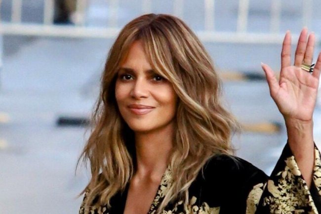 Halle Berry Serves Toned Legs In Sultry Dress That Has Fans Wowed